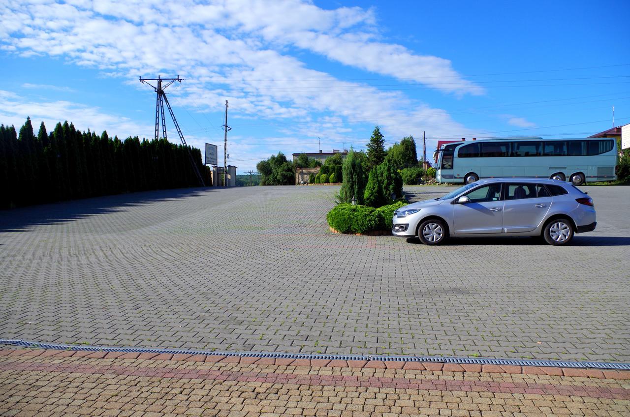 Dworek Emilli Wieliczka Exterior photo